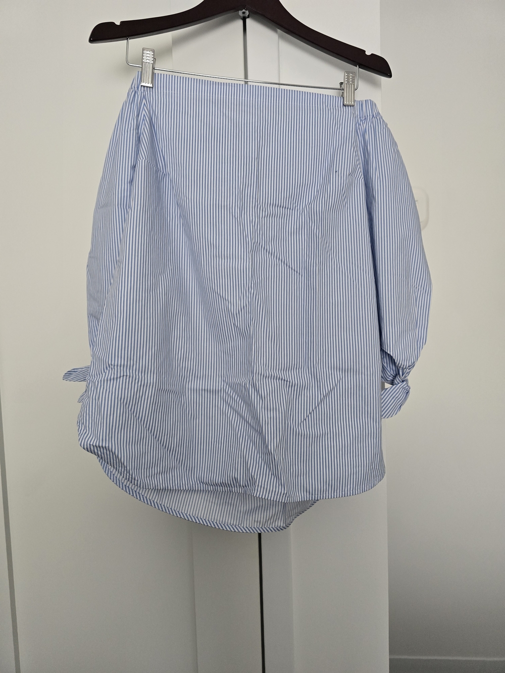 Draper James Striped Off-Shoulder Blue Women's Shirt